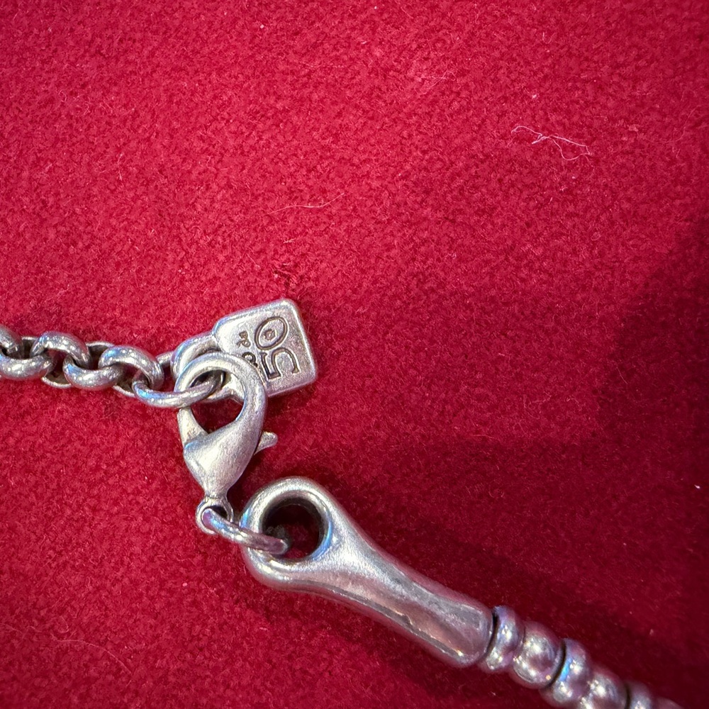 RARE UNO de 50 Silver Necklace with Red and Blue Accents - Mother Earth - Picture 7 of 8